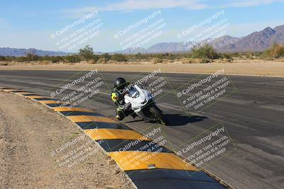 media/Feb-03-2024-SoCal Trackdays (Sat) [[767c60a41c]]/12-Turn 3 Inside (220pm)/